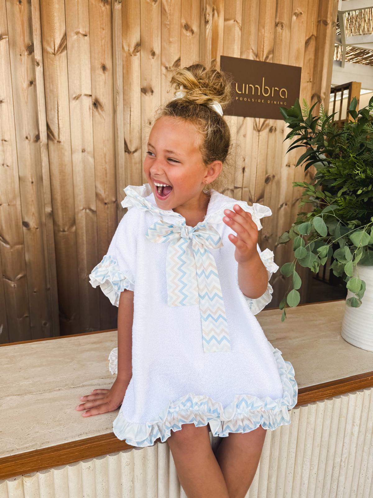 Poncho Love Blue - Petite Zara