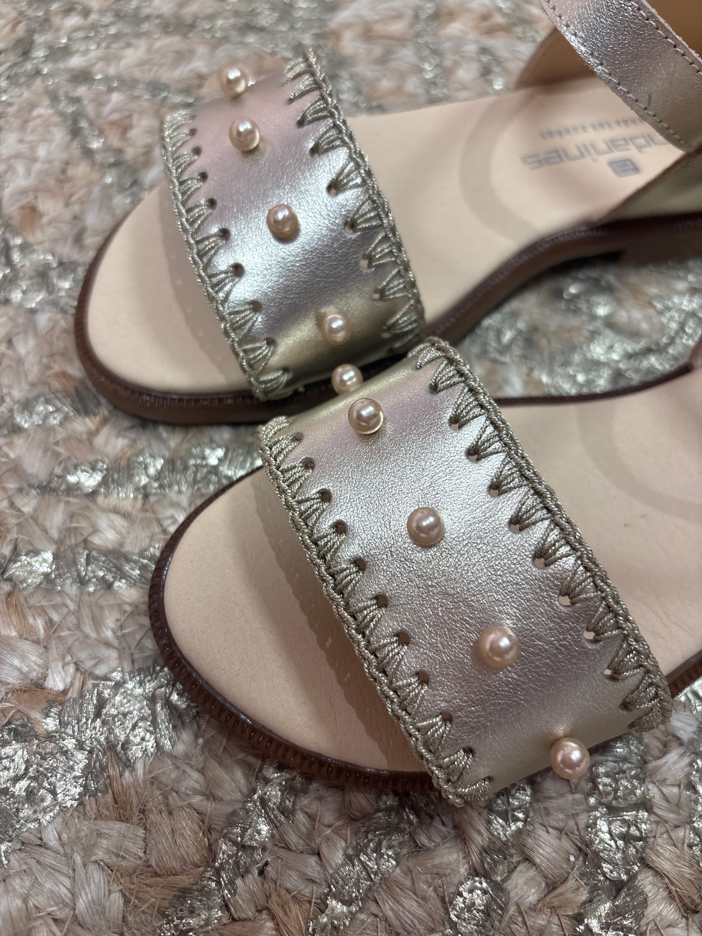 Sandal Pearl Gold - Andanines