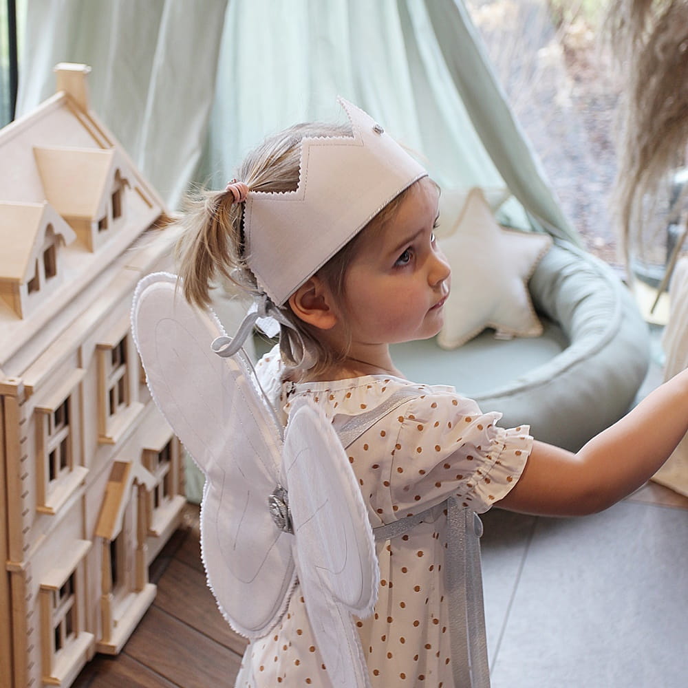 Crown White Silver - Cotton & Sweet