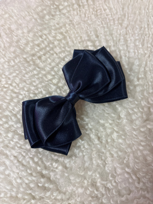 Butterfly Bow Medium Navy - Petite Zara