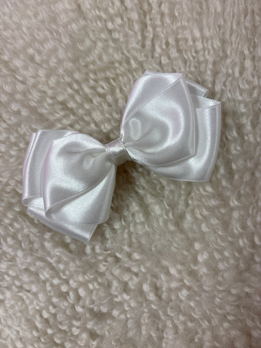 Butterfly Bow Medium White - Petite Zara